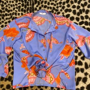 Butterfly wide sleeve top